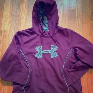 Under Armour sweatshirt